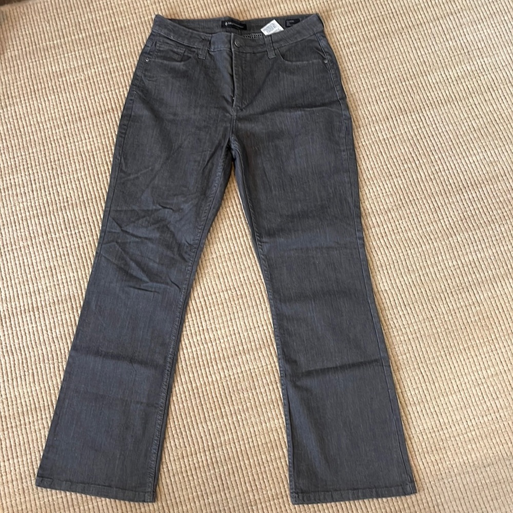 Lee Platinum Label Classic Fit Barely Bootcut Demin Gray grey women 12 Short